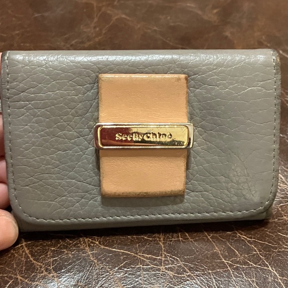 See by Chloe’ Gray and Tan leather key chain key holder - Picture 1 of 11